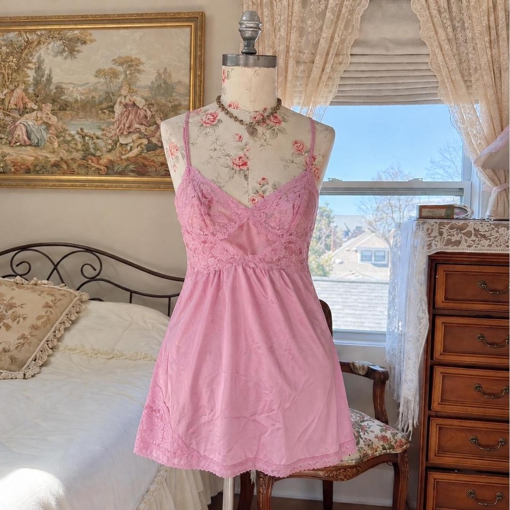 Pink Lace Slip Dress 90s Shadowline petite pink lace slip dress